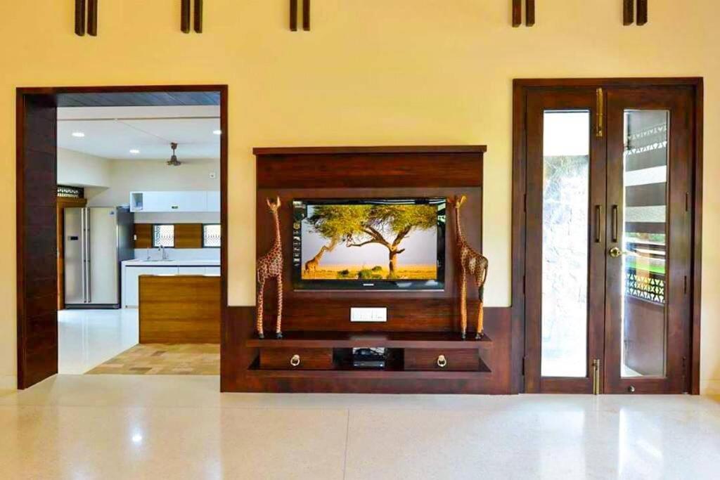 Vacation Villa-Devraj Residency - Bhuj, Kutch מראה חיצוני תמונה