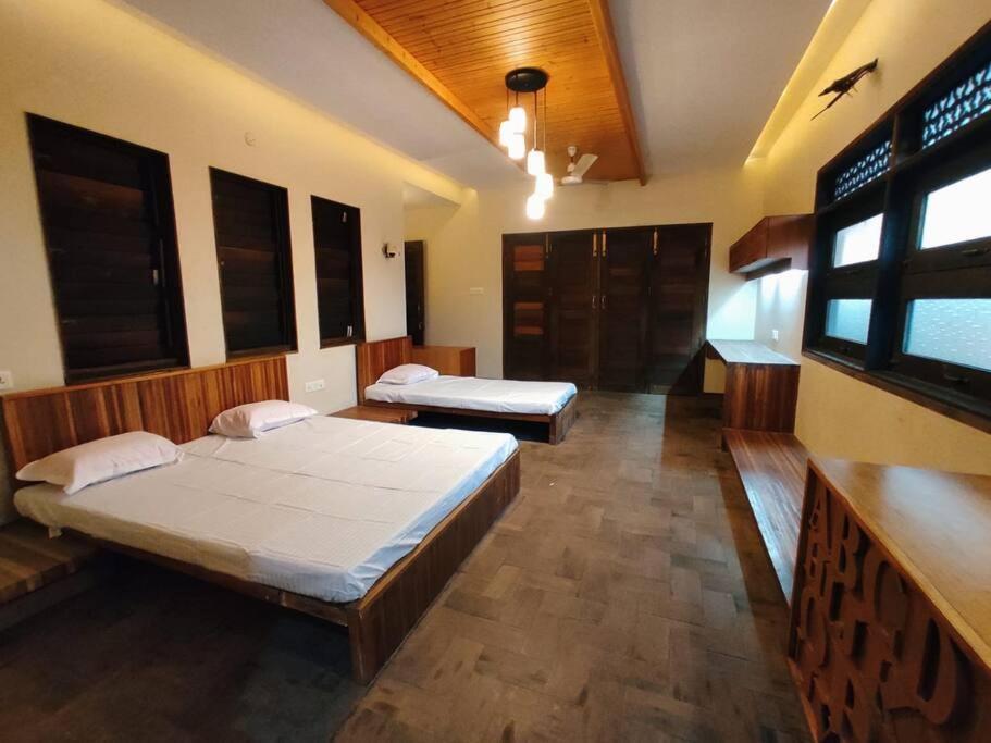 Vacation Villa-Devraj Residency - Bhuj, Kutch מראה חיצוני תמונה