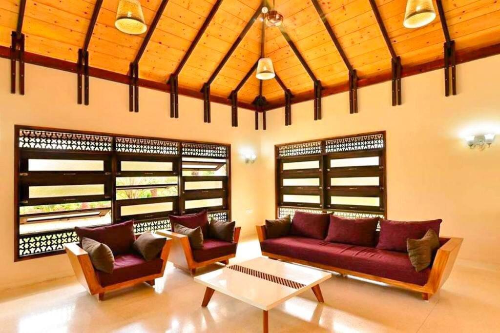 Vacation Villa-Devraj Residency - Bhuj, Kutch מראה חיצוני תמונה